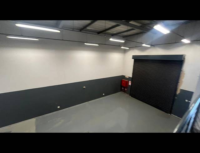 452M² WAREHOUSE TO LET IN SILVERTON